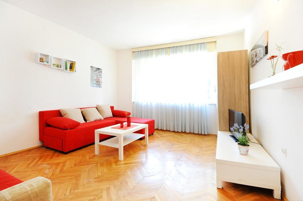 Split Central Lovely Flat Room photo